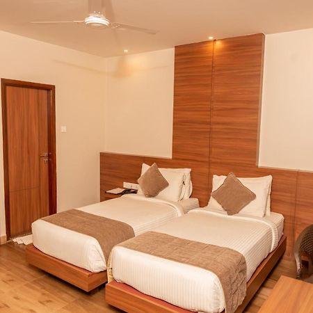 Hotel Tree Fern Dibrugarh Ngoại thất bức ảnh