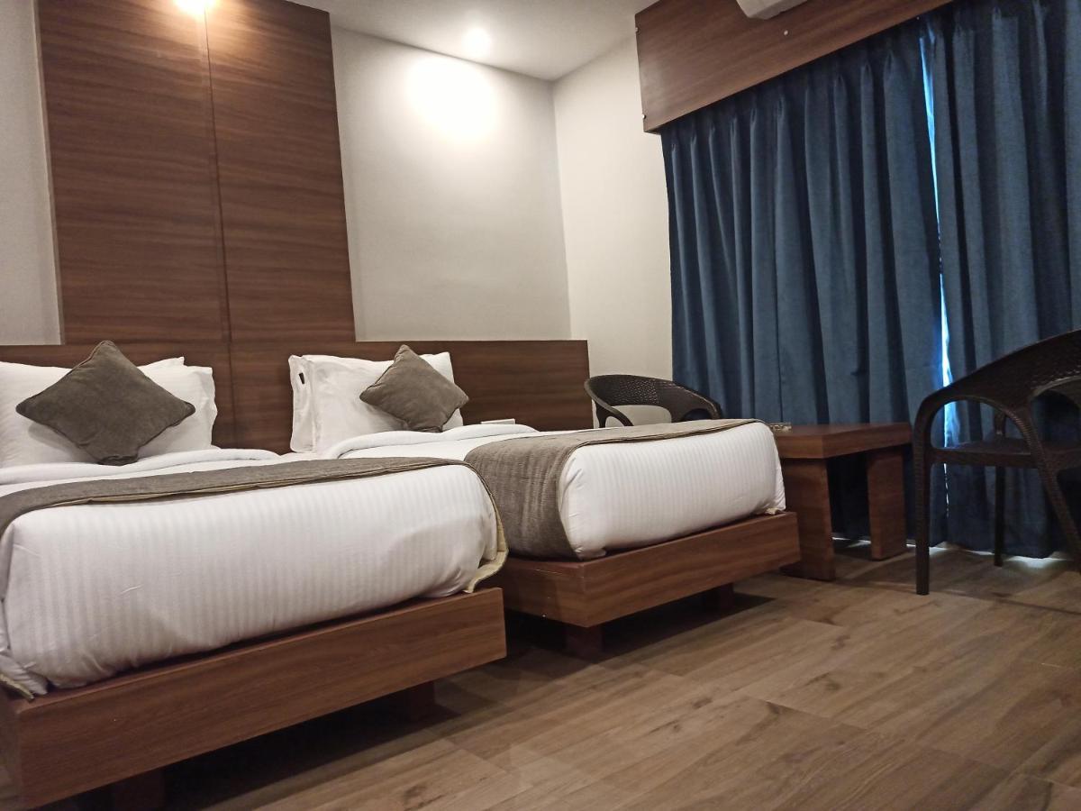 Hotel Tree Fern Dibrugarh Ngoại thất bức ảnh
