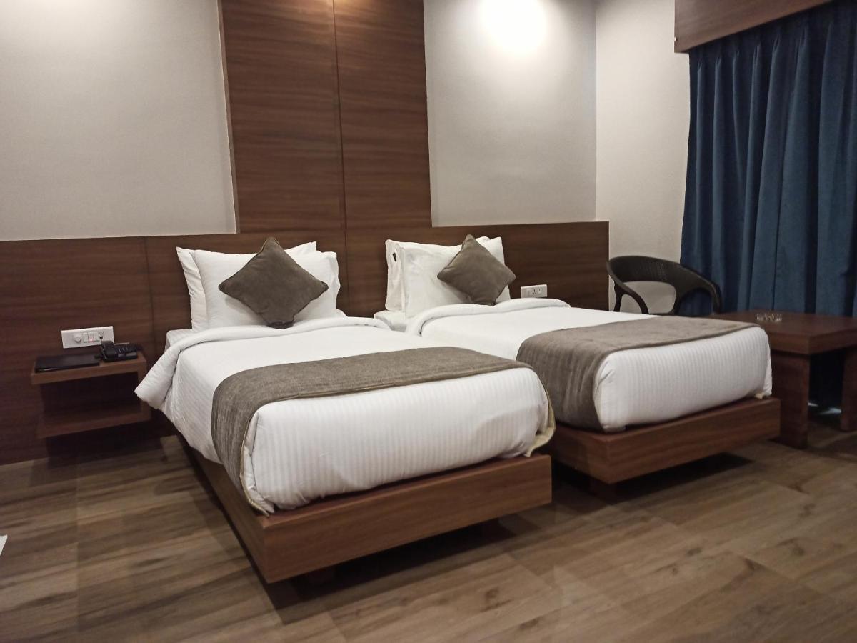Hotel Tree Fern Dibrugarh Ngoại thất bức ảnh