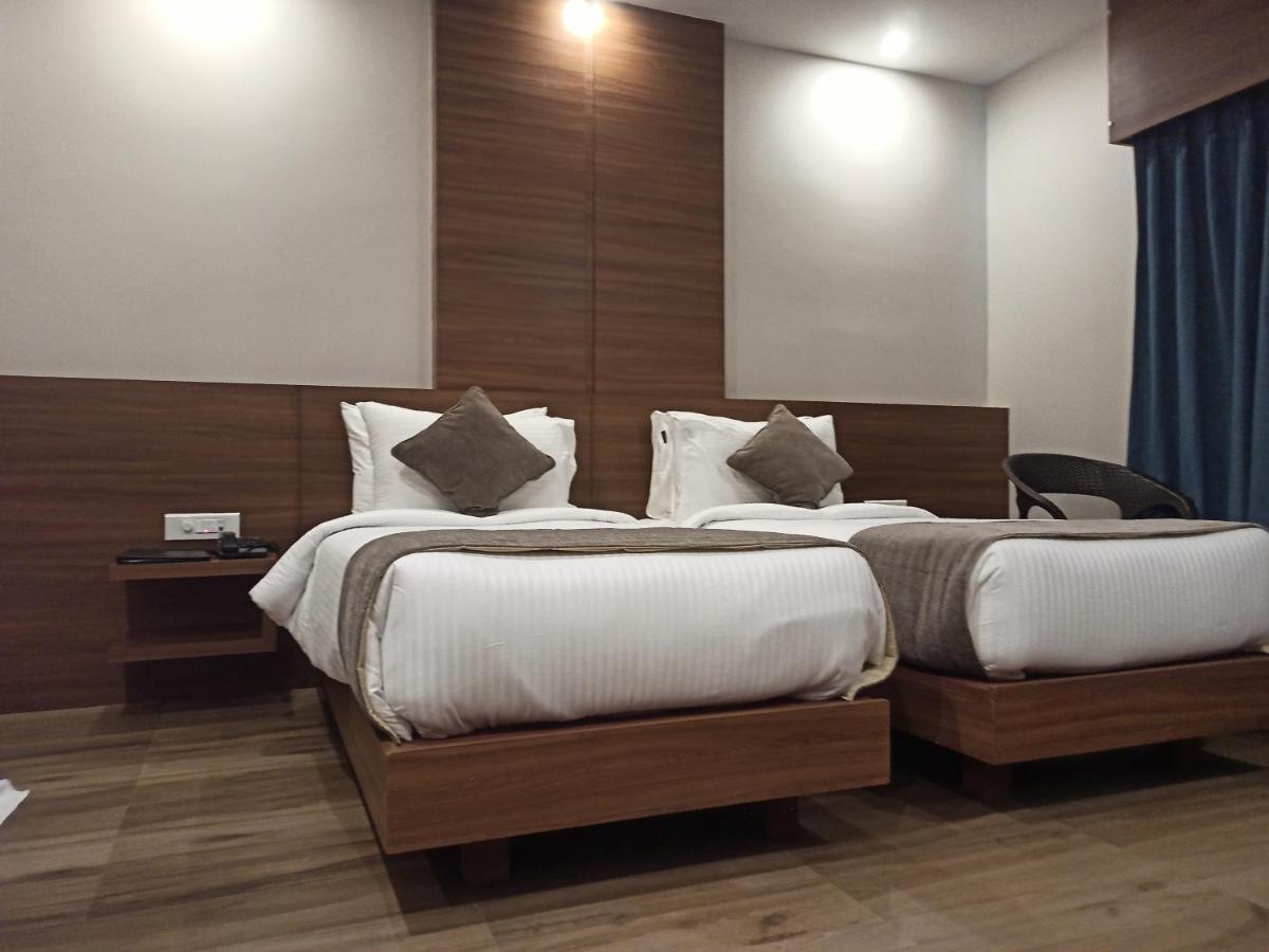 Hotel Tree Fern Dibrugarh Ngoại thất bức ảnh