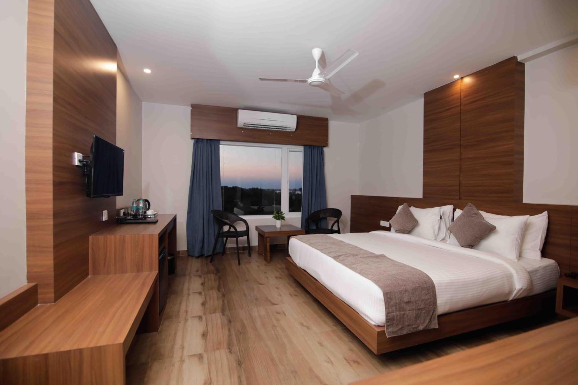 Hotel Tree Fern Dibrugarh Ngoại thất bức ảnh