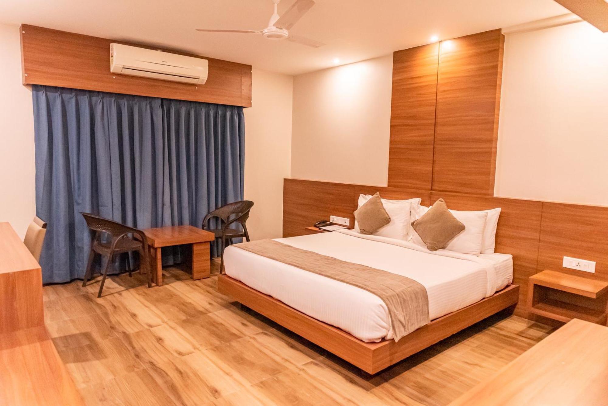Hotel Tree Fern Dibrugarh Ngoại thất bức ảnh